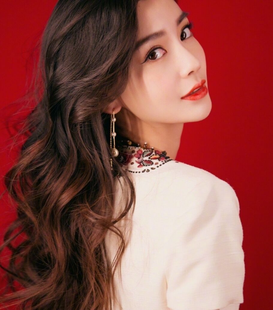 热巴脸崩,热巴的脸垮成啥样了