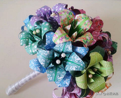 母亲节礼物九块钱的花,母亲节礼物该送什么花好