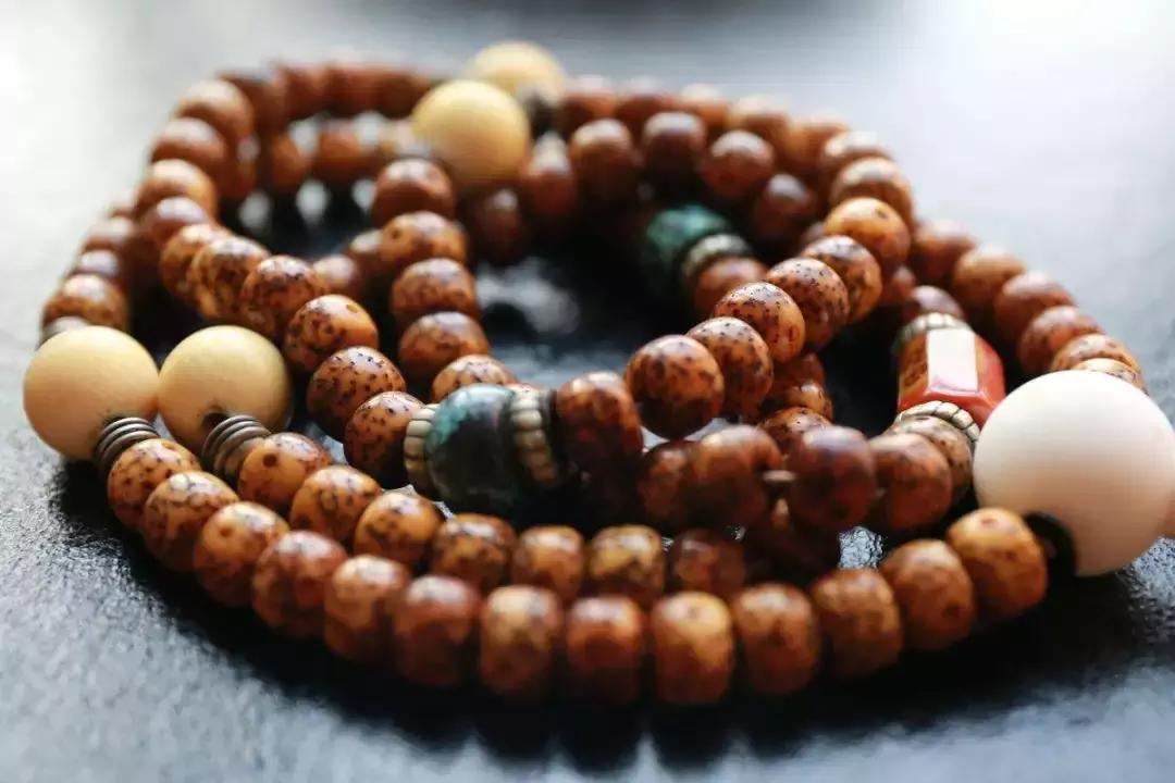 珠宝首饰如何清洁,天然玉石清洗保养