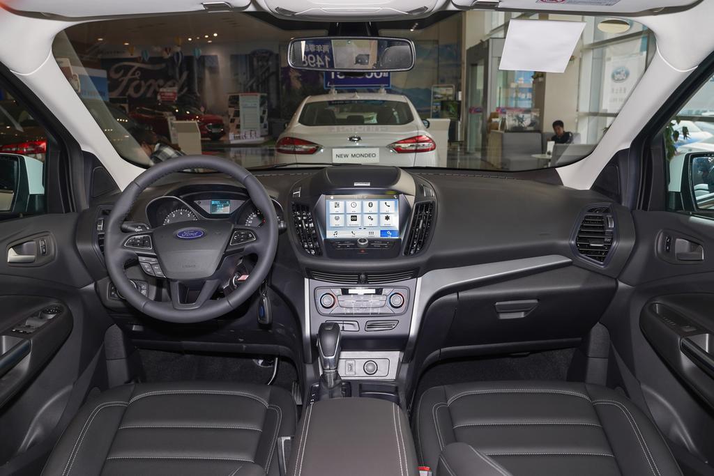 翼虎限时优惠1.70万,21年福特翼虎二手车绍兴