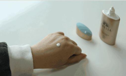 安耐晒防晒霜粉色瓶子,防晒霜安耐晒金瓶