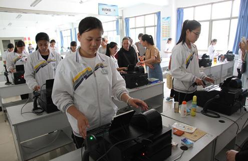 会计考研是学校重要还是专业重要,会计考研和考证哪个实用