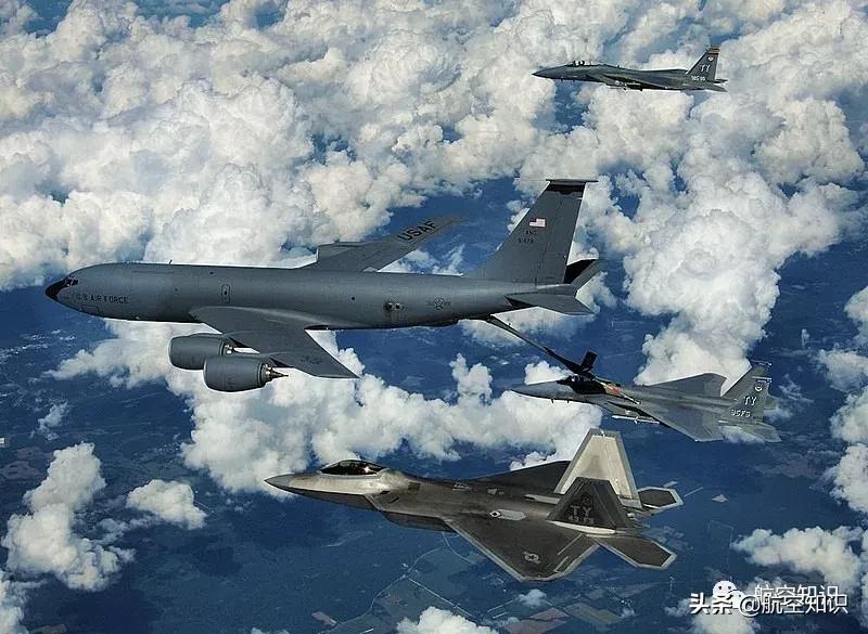 美国空军装备了多少五代机,美国空军工兵部队装备