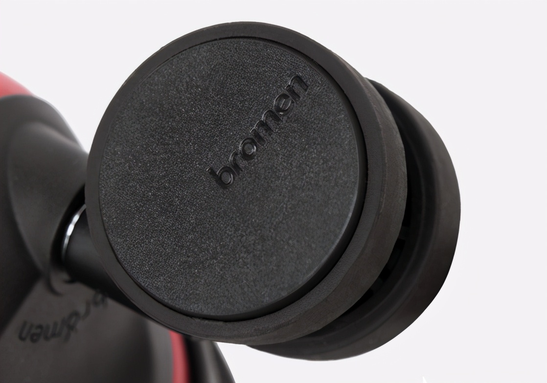 收了这些红色单品，get一整年的“红”运