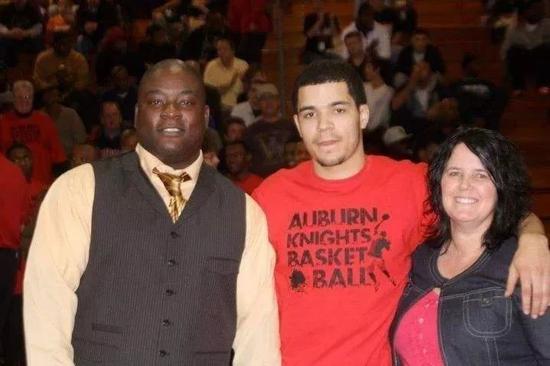 范弗利特夺冠后感言,猛龙范弗里特落选秀最大合同