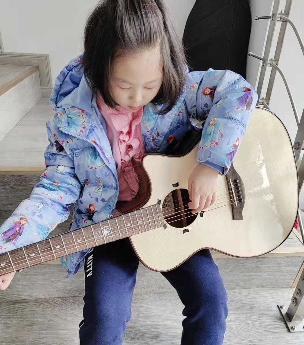 怎样给孩子进行音乐启蒙，应注意以下几点