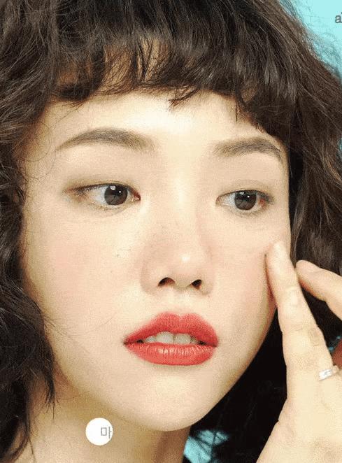 脸上有斑用什么护肤品祛斑效果好,40岁女人脸上长斑怎样有效祛斑