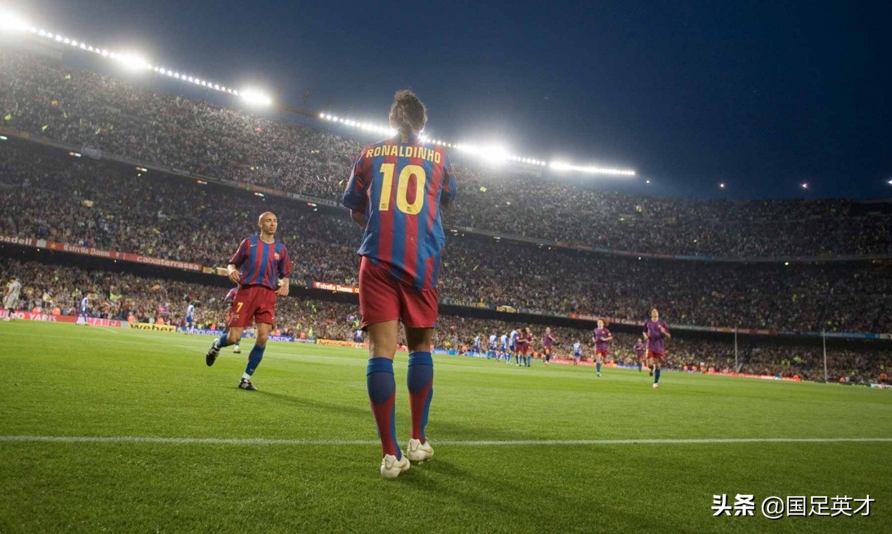 绿茵精灵罗纳尔迪尼奥技巧,足球记忆封神榜罗纳尔迪尼奥
