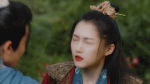 偶像剧甜蜜吻戏,现在偶像剧的吻戏是真吻吗