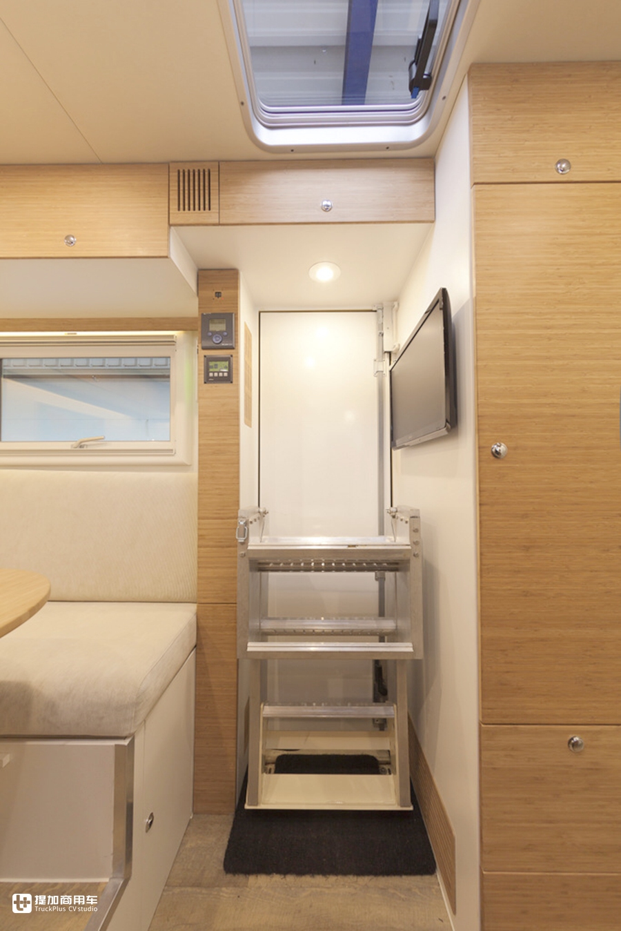 2018款奔驰大型顶级豪华房车,奔驰赛托斯6*6房车