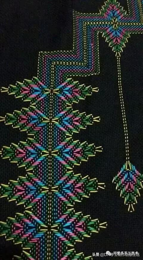 桌布花边的手工刺绣,刺绣桌布diy简单图案