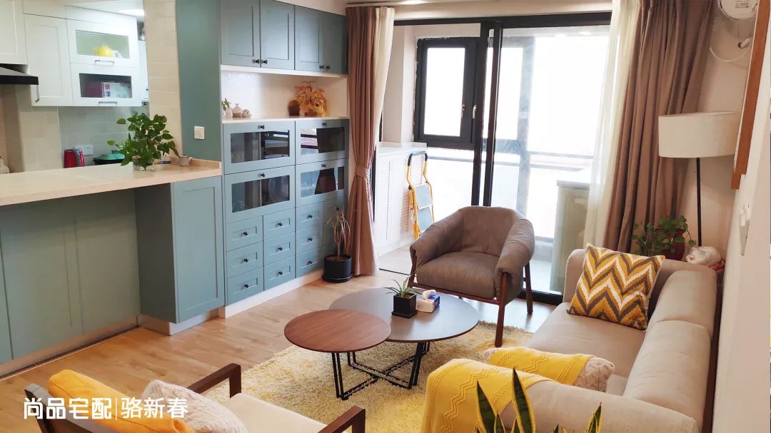 小房间榻榻米带吧台,小户型榻榻米上床下柜一体