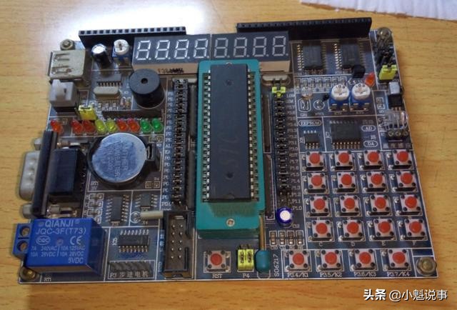 全球七大主流单片机详解,常用单片机的各种类型及优缺点