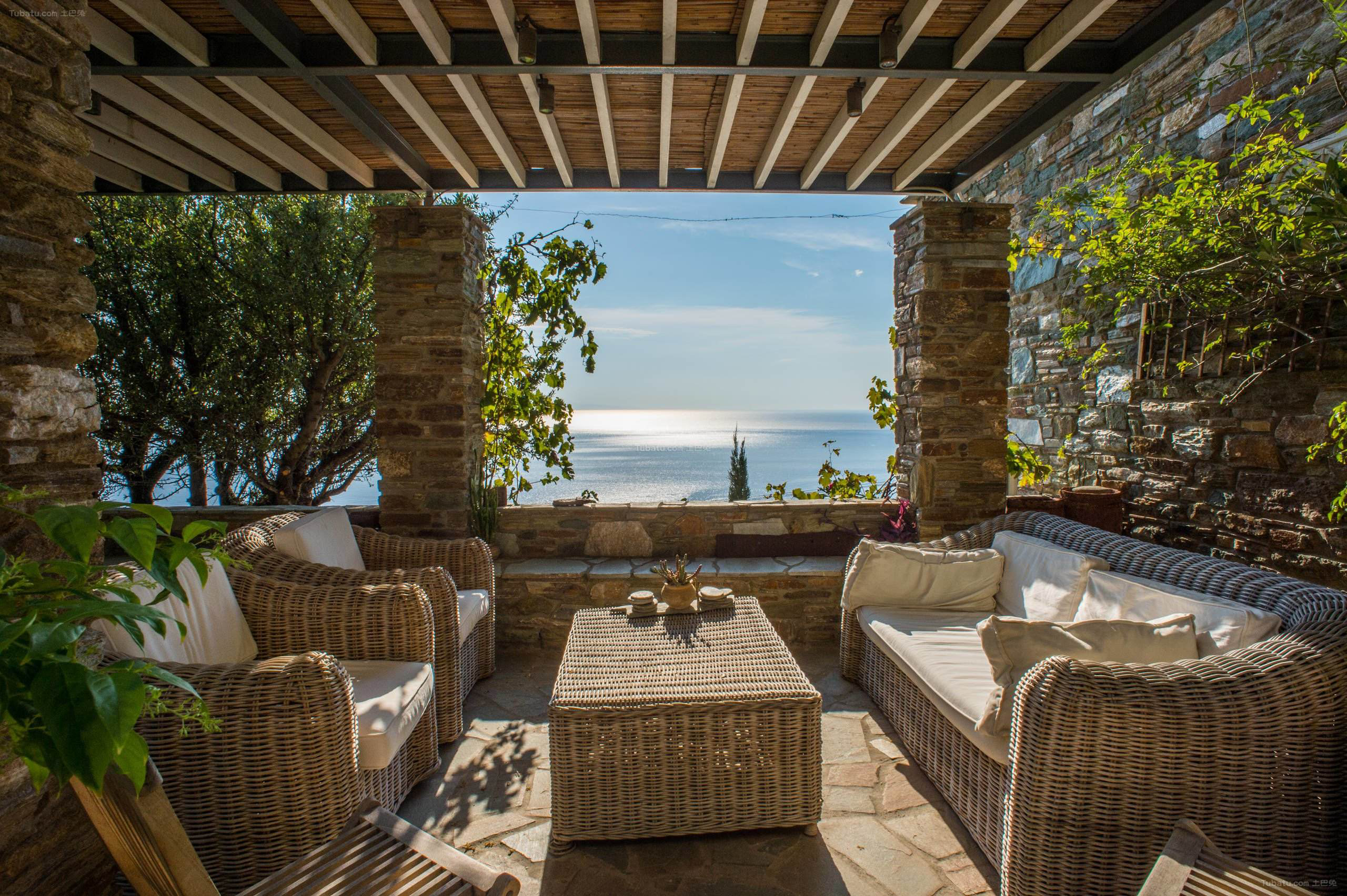 宅家烧烤,欣赏夜景,看书喝茶,疫情期间,我最羡慕住顶楼的朋友