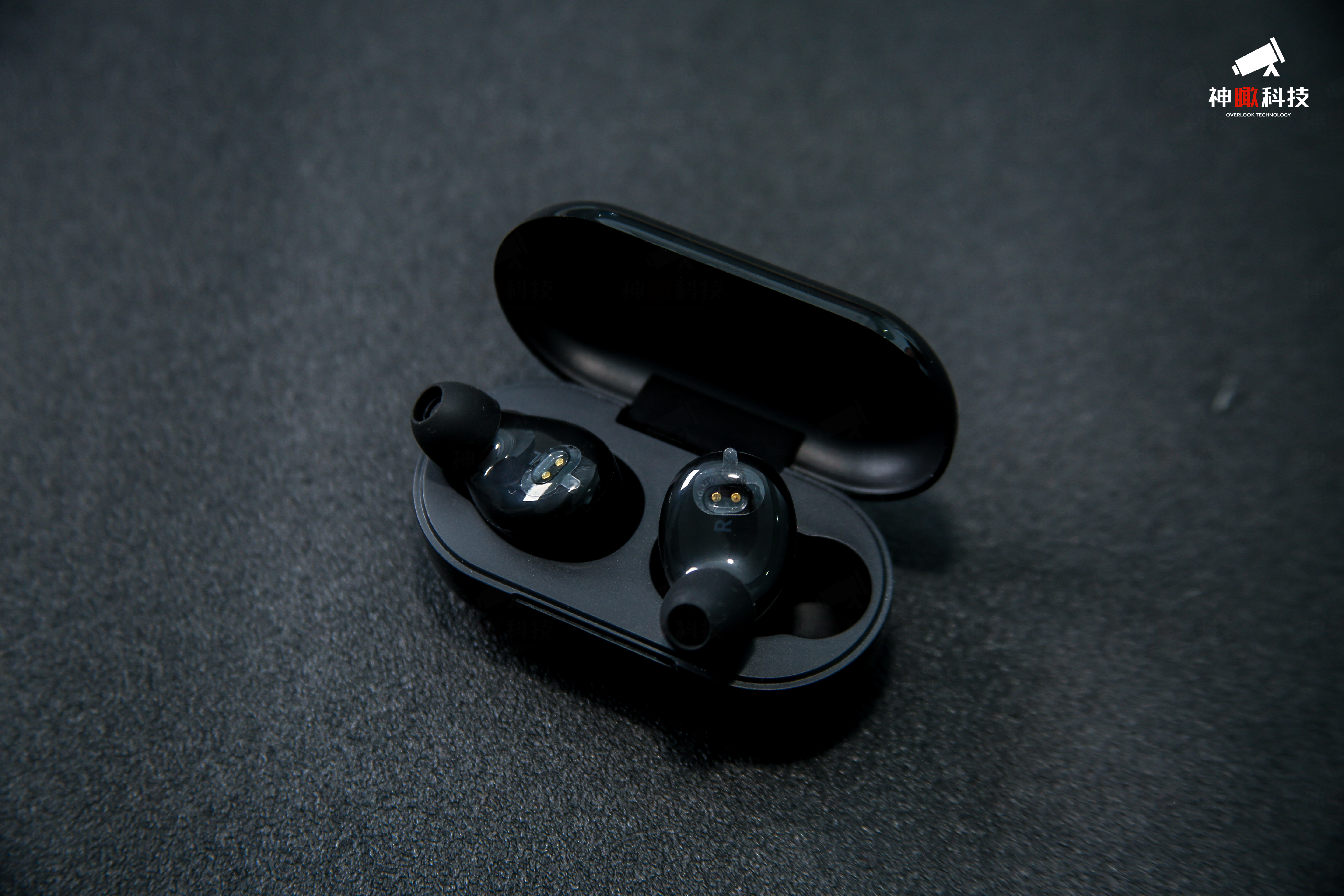 疯米w1左右耳机如何连接,无线可爱蓝牙耳机