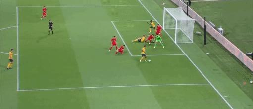 你还是曾经那个“国足”，没有一丝丝改变