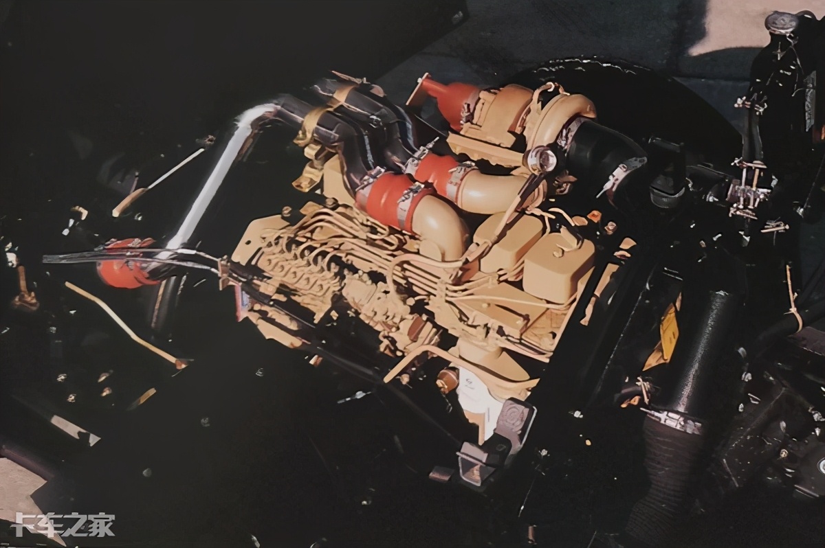 90年代东风小货车,90年代东风带卧铺的尖头卡车