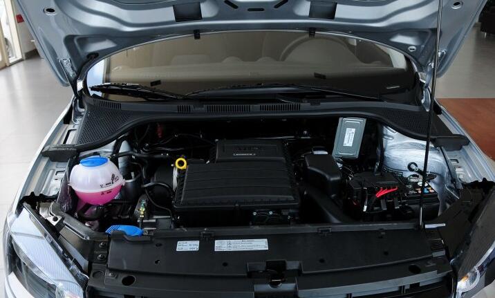 13年选家用车是13年6万公里的捷达还是同年8万公里的景程