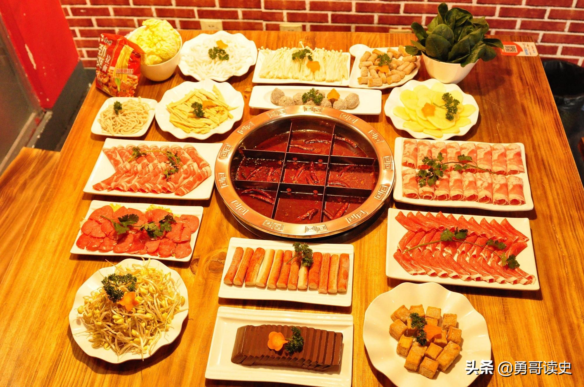 重庆蒲婆婆九宫格火锅,重庆九宫格火锅为什么要九个格