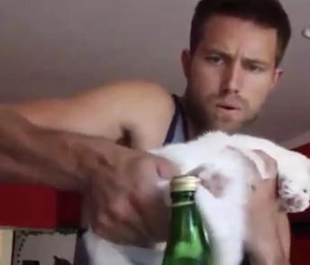 周杰伦挑战开瓶,周杰伦赵文卓同台