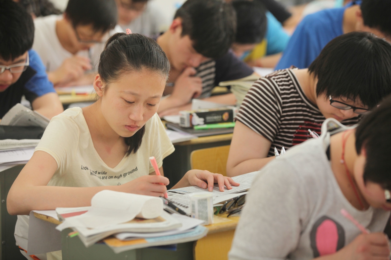 2021重庆公务员申论真题及答案,2023年国家公务员申论试题讲解