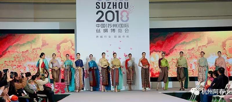 超百图再现2018年服装圈内那三十道靓丽风景……