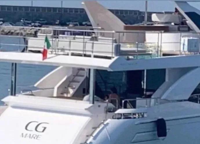 全球第一高富帅被柜姐拿下,世界上最厉害的海王c罗