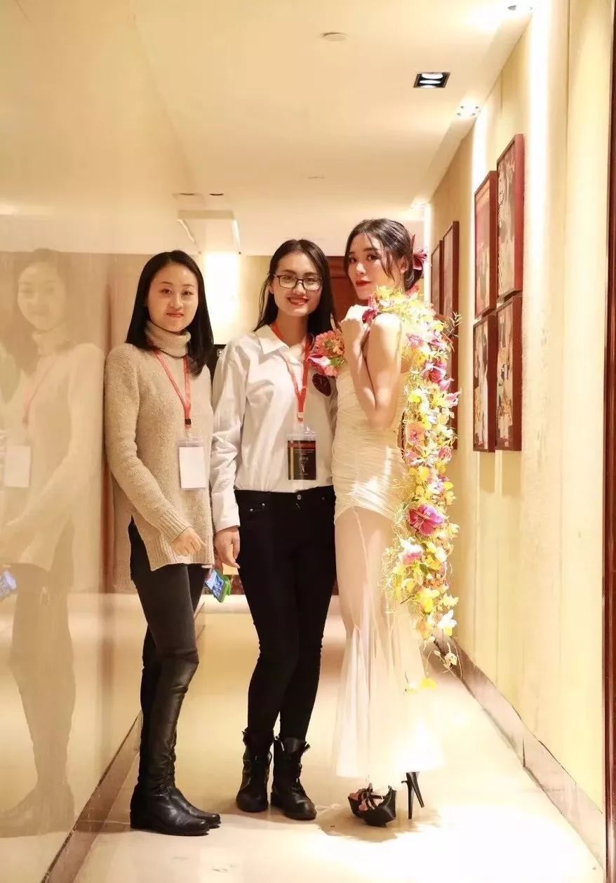 花艺是花店吗,花店还是花艺工作室