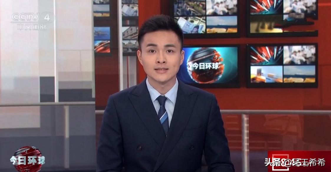 播新闻提词器故障,主持人提词器故障完整小品