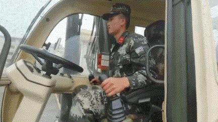 胆子小的，劝你轻易别当*警武**工兵...