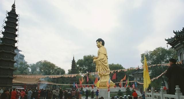 哈尔滨市内环境,哈尔滨一年四季的现状