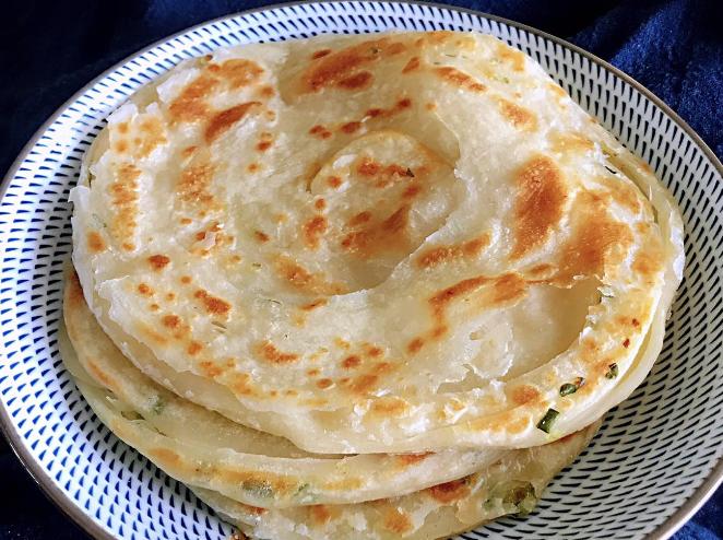 如何用电饼铛烙饼又软又香又好,如何电饼铛烙饼又软又好吃