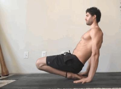 练瑜伽为什么要脚趾张开,练瑜伽脚背贴地怎样发力