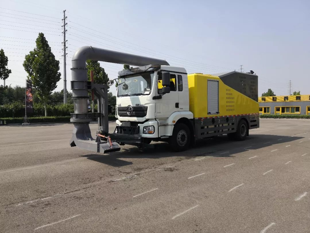 除雪保畅为平安年保驾护航,除雪保畅通全力出动