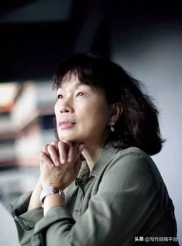 龙应台的目送有些路只能一个人走,龙应台努力是为了有更多的选择权