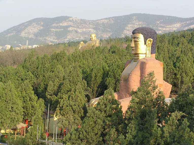 济南千佛山全景视频播放,济南千佛山门票