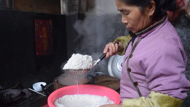 客家糯米酒怎么煮着吃,客家糯米酒的家常做法