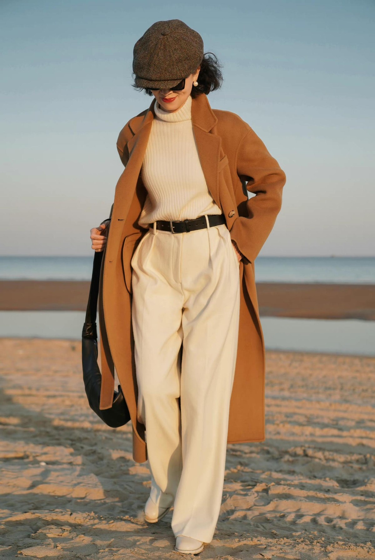 偏瘦的女人适合穿什么裤,胖女人春天穿什么样的裤显瘦