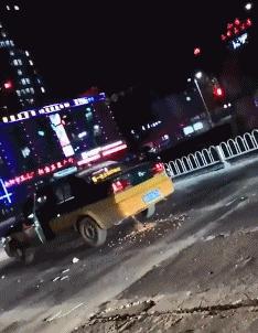 在野外发现甘蔗,在山里发现甘蔗