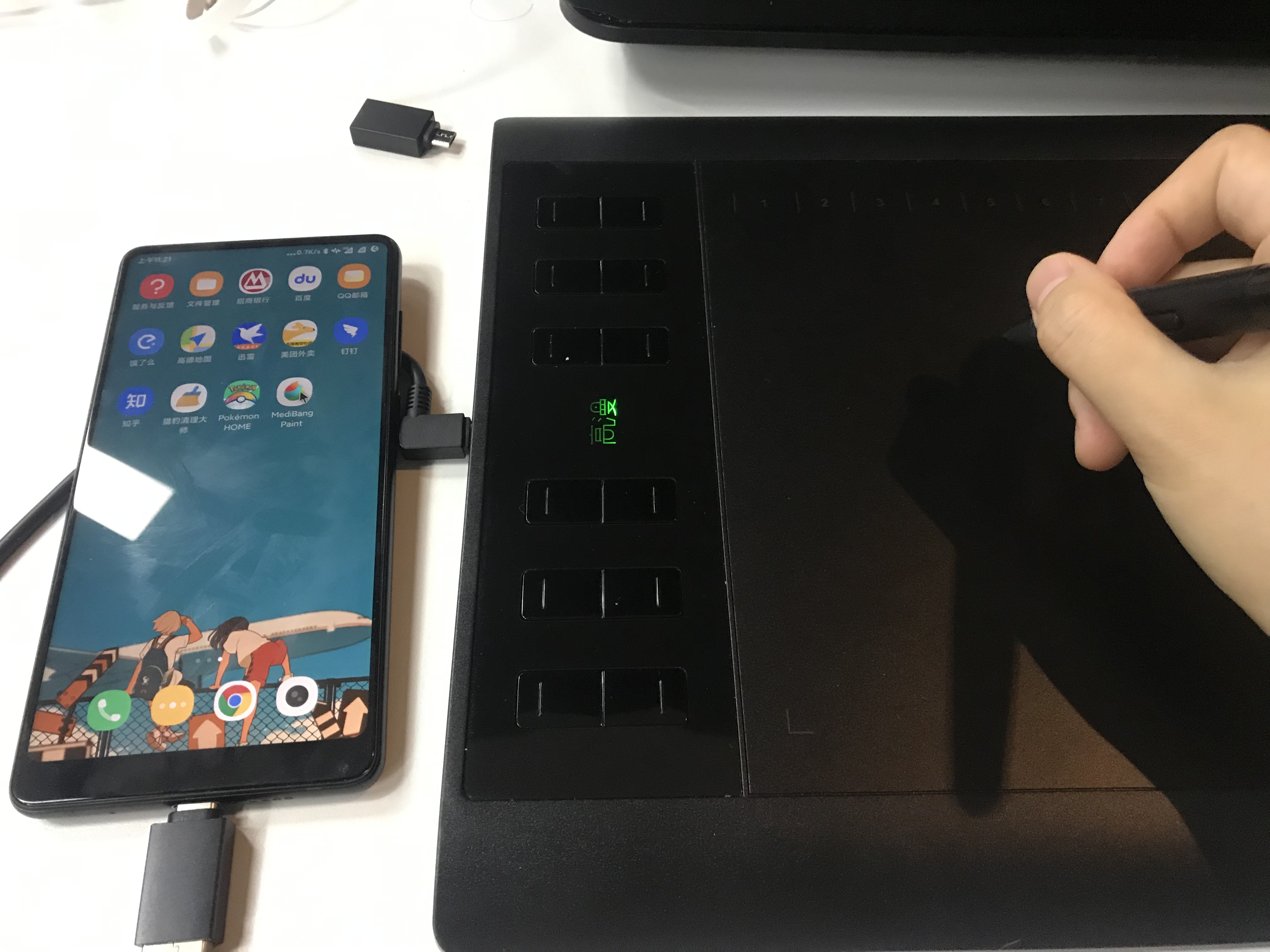 高漫1060pro数位板用的是弹簧笔吗,高漫数位板1060pro好用吗