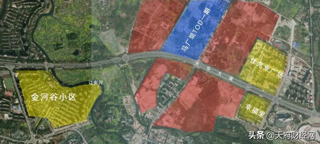 繁华VS荒凉，成都光华大道“真空地带”下的城市奇观