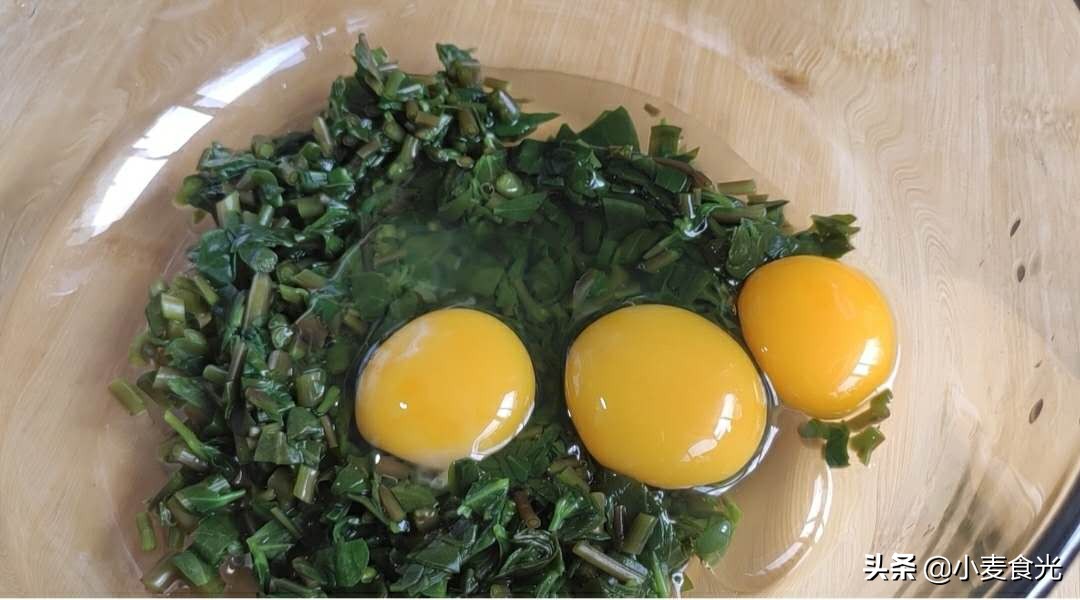 马齿苋干菜鸡蛋包子馅的家常做法,马齿苋能跟干菜放一块做包子吗