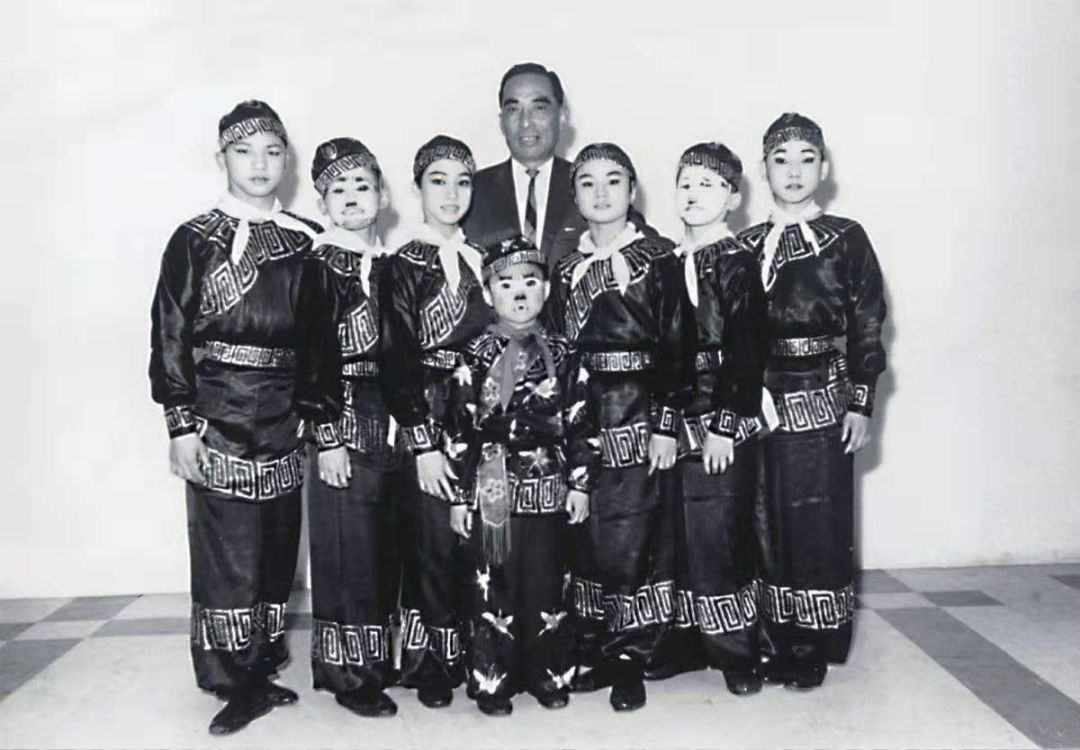 我不做大哥好多年成龙纪录片,成龙我不做大哥好多年