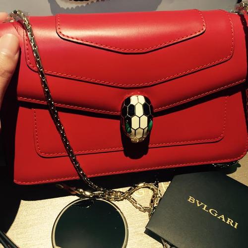 结婚婚包里面要装什么物品,结婚婚包可以是粉色的吗