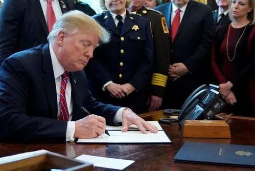 香港金融中心最新排名,香港金融地位不保