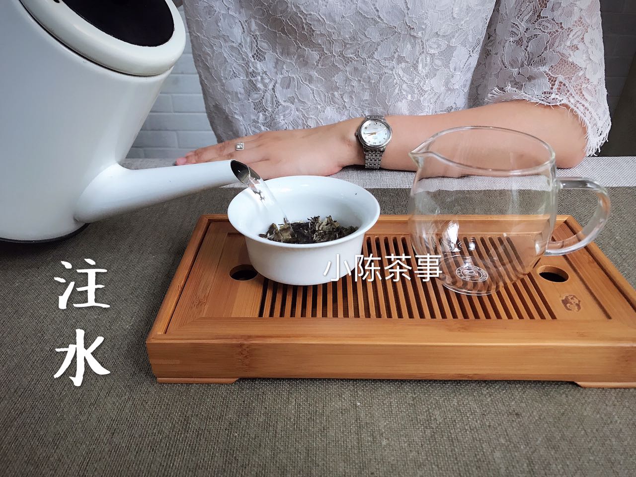 盖碗红茶冲泡视频教程,盖碗冲泡岩茶怎么能不烫手
