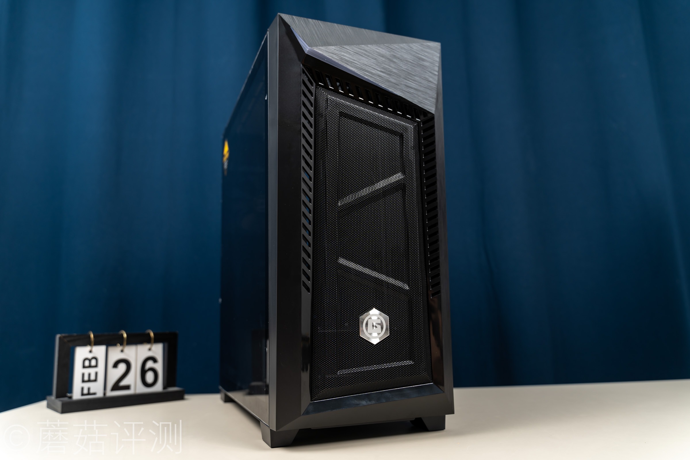 艾湃电竞机箱白色,艾湃电竞水冷评测