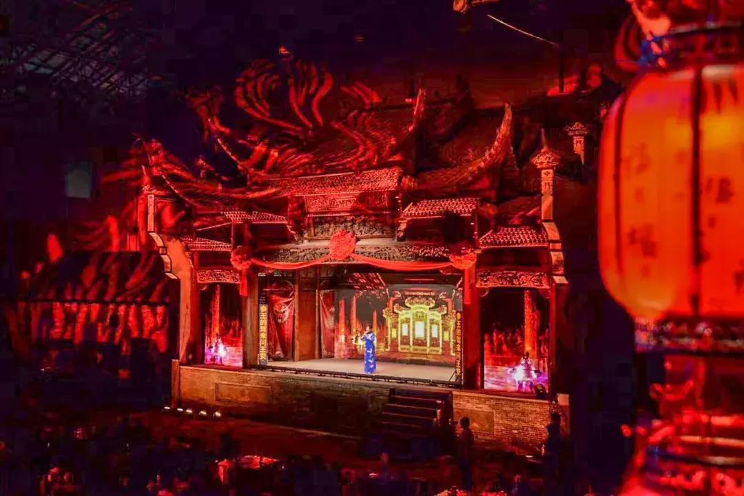 走胃更走心，一份热气腾腾的欢聚邀请已发出，请查收！