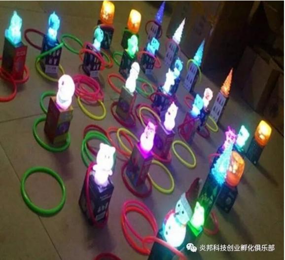 摆地摊什么最不需要技术最挣钱,新手摆地摊前期适合做哪种模式