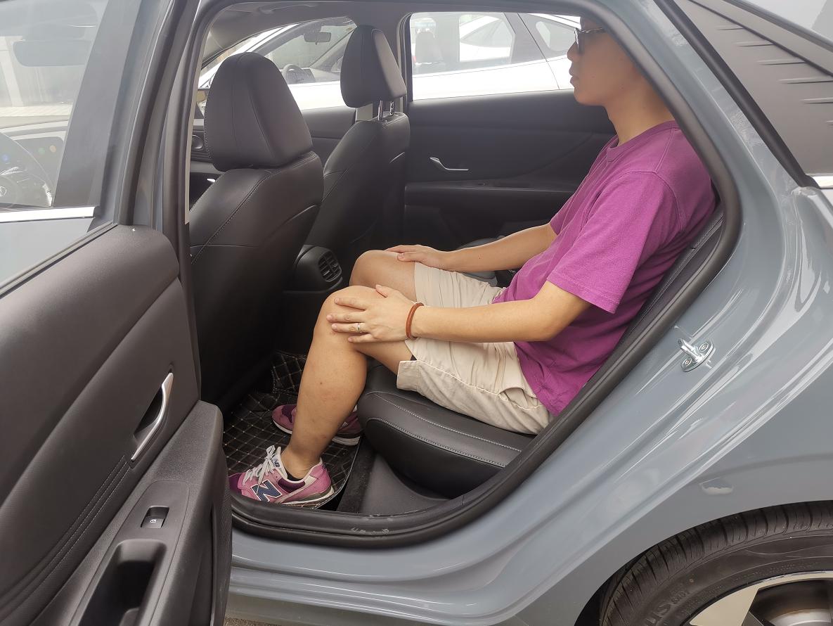 新款伊兰特全景影像,最新款第七代伊兰特仪表盘